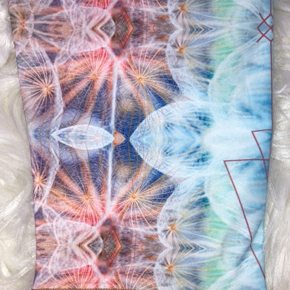 NIYAMA SOL Dandelion Beachcomber Capri Leggings M - Picture 7 of 16